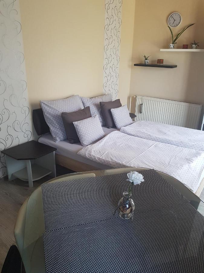 264 Lepes Vendeghaz Otel Sárvár Dış mekan fotoğraf