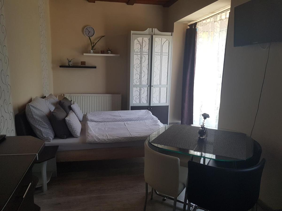 264 Lepes Vendeghaz Otel Sárvár Dış mekan fotoğraf